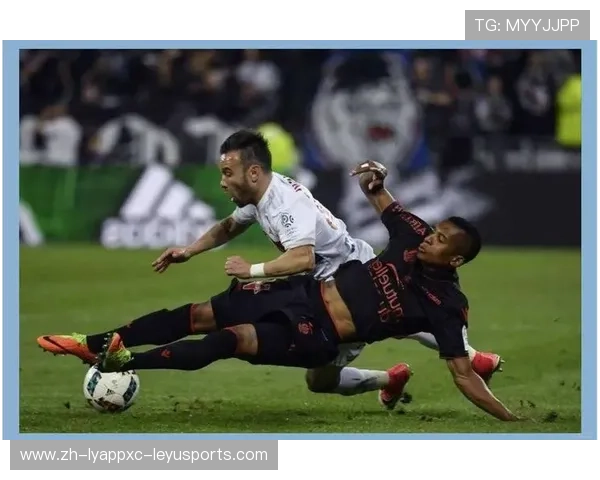 足球比赛中的防线组织与战术执行细节